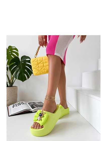 Žabky na platforme model 227250 Solea