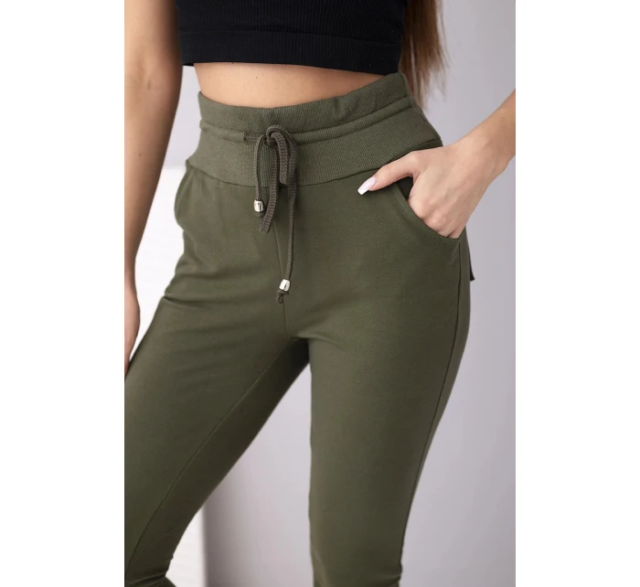 Dámske tepláky s vysokým pásom a šnúrkou na stiahnutie v khaki farbe