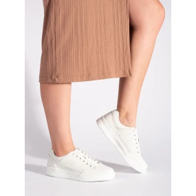 Módne biele dámske tenisky na platforme