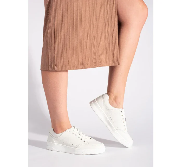 Módne biele dámske tenisky na platforme Módne biele dámske tenisky na platforme