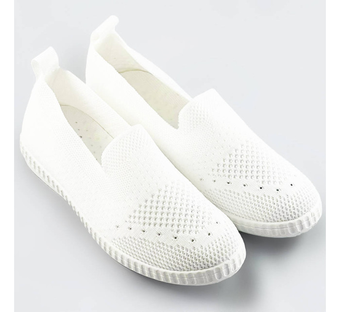 Biele azúrové tenisky (XA105)