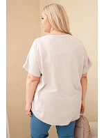 Dámská bavlněná halenka Plus Size s model 22212498 květinami béžová - K-Fashion Dámská bavlněná halenka Plus Size s model 22212498 květinami béžová - K-Fashion