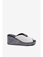 Kožené nazouváky na platformě s ozdobou S.Barski LR61-7011 Bílé