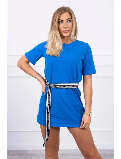 Šaty s ozdobným pruhom nevädzovo modrej farby Šaty s ozdobným pruhom nevädzovo modrej farby