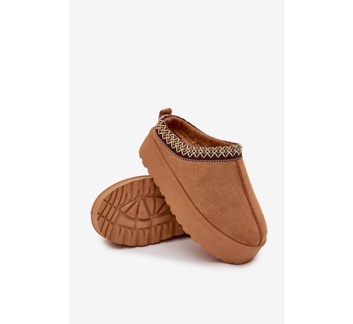 Dětské juniorská sněhule s výšivkou na platformě Camel Jolisse