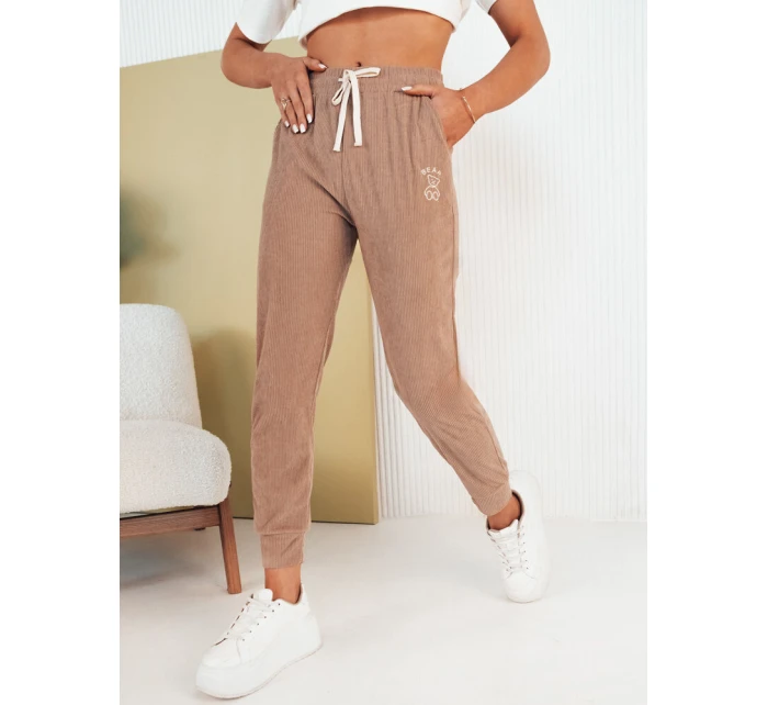 Dámské tepláky camel Dstreet model 21975769 - FashionStreet Dámské tepláky camel Dstreet model 21975769 - FashionStreet