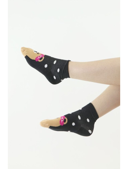 Zábavné ponožky Bear čierne s bielymi bodkami