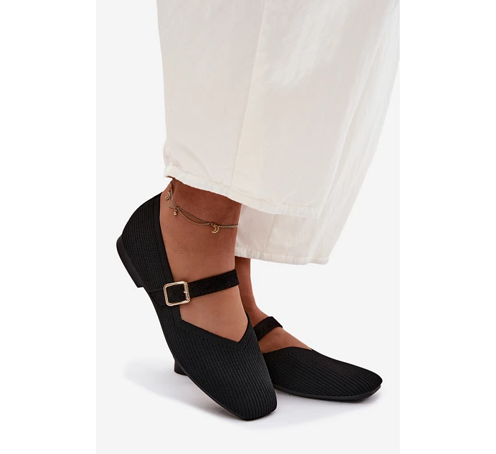 Baletky z pruhovaného materiálu s páskem a sponou Černé Calvra