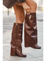 Kozaki Damskie Na Koturnie Z Paskiem I Srebrnym Detalem Eko Skórzane Brązowe Korivelle