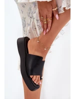 Klapki Damskie Na Platformie Z Ozdobnym Detalem Czarne Linosea