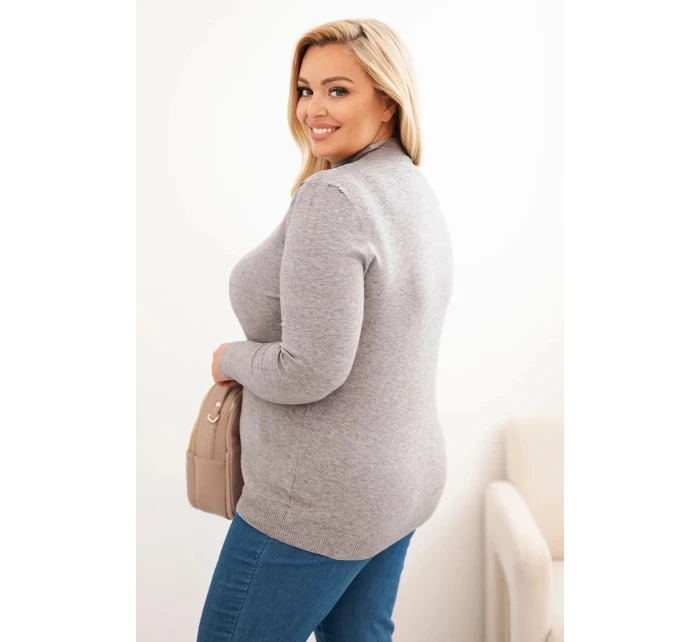 Dámsky sveter v nadmernej veľkosti z viskózy s rolákom sivej farby Dámsky sveter v nadmernej veľkosti z viskózy s rolákom sivej farby