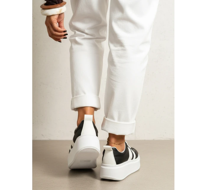 Dámske čierne tenisky FashionStreet ZY1395