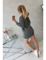 Oversize šaty s kapucňou v grafitovej farbe
