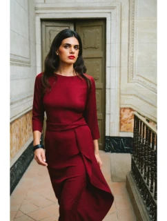 Šaty s volánkem model 21787046 bordó - STYLOVE