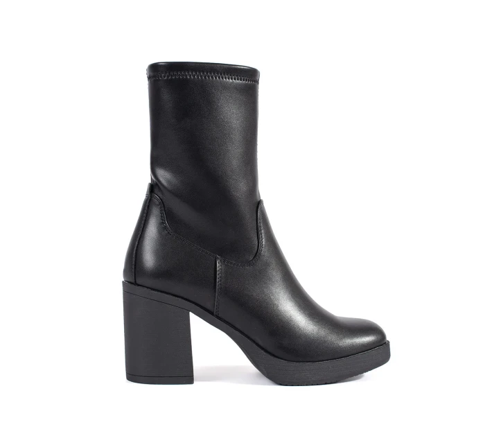 Designové dámské černé kotníčkové boty na širokém podpatku Designové dámské černé kotníčkové boty na širokém podpatku