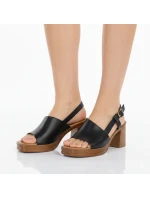 Dámske čierne sandále na podpätku Potocki 54324 Dámske čierne sandále na podpätku Potocki 54324