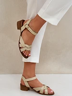 Skórzane Sandały Na Delikatnym Obcasie Zazoo 40372 Jasnobeżowe