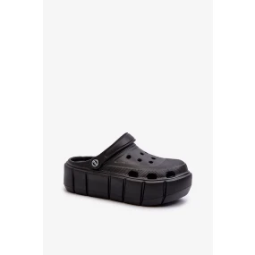 Dámske penové papuče na čiernej platforme Itubia