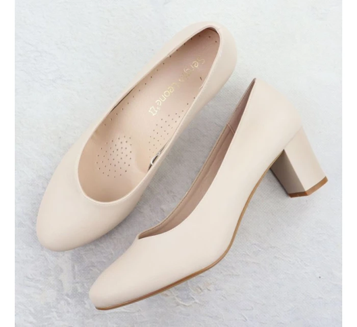 Sergio Leone W SK415B béžové lodičky na podpätku