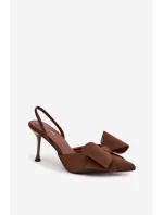 Lodičky s ihlovým podpätkom model 219822 Krok vo veľkom štýle