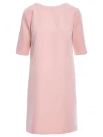 šaty s výstřihem do V na zádech pudrové model 18001800 - STYLOVE