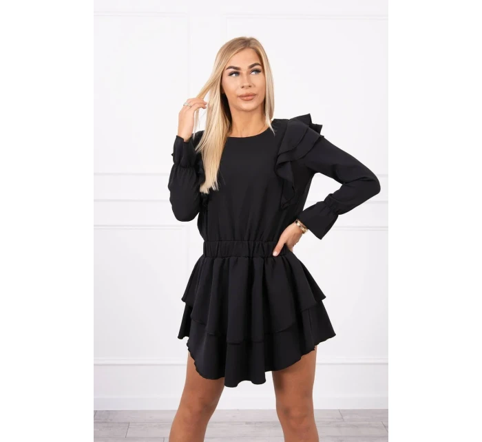 Šaty so zvislými volánmi čiernej