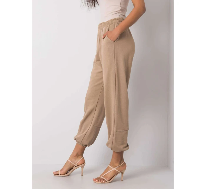 EM DR ES 21 535 tepláky.20 tmavých pusiniek EM DR ES 21 535 tepláky.20 tmavých pusiniek