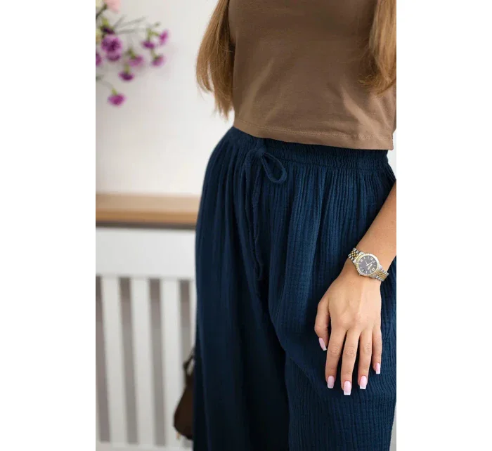 Mušelínové nohavice so širokými nohavicami námornícka modrá Mušelínové nohavice so širokými nohavicami námornícka modrá