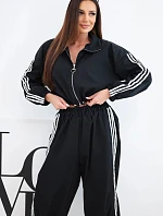 Dámska bavlnená súprava s nohavicami v štýle oversized a kontrastnými pruhmi, čierna