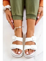 Gumové pantofle se sponou Bíle Corina Gumové pantofle se sponou Bíle Corina