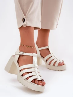 Sandále na podpätku model 212575 Krok vo veľkom štýle