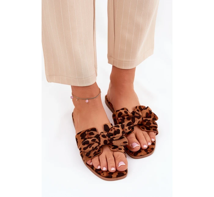 Ploché Dámské Pantofle S Mašlí Leopardí Hnědé model 21688557 - Boto Ploché Dámské Pantofle S Mašlí Leopardí Hnědé model 21688557 - Boto
