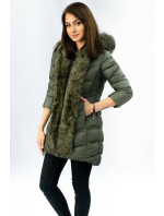 Prešívaná dámska zimná bunda v khaki farbe s kapucňou (W749-1)