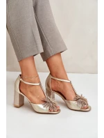 Kožené sandály na podpatku s ozdobou model 21682613 Zlaté - Laura Messi