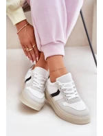 Nízké Dámské Tenisky Na Platformě Bílé model 21689152 - EVENTO Nízké Dámské Tenisky Na Platformě Bílé model 21689152 - EVENTO