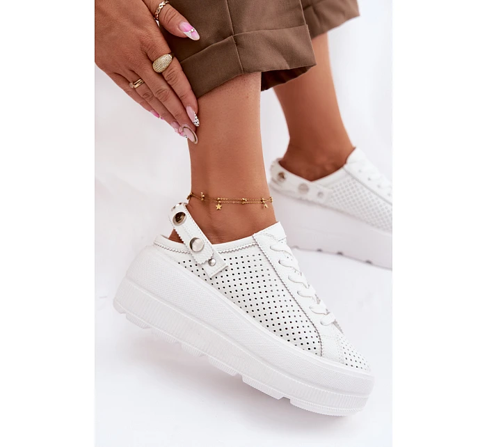Kožené Ažurové Dámské Tenisky Na Platformě S Páskem Na Bílé model 22100286 - D&A Kožené Ažurové Dámské Tenisky Na Platformě S Páskem Na Bílé model 22100286 - D&A