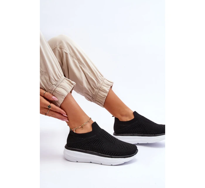 Dámská nazouvací sportovní obuv Černá model 21622815 - Boto