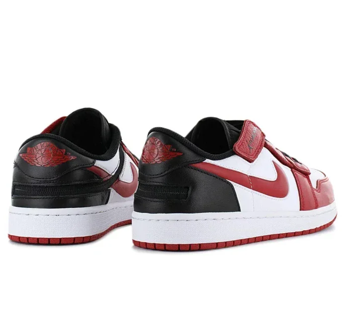 Pánské sportovní boty Air Jordan 1 Low M  s černou  model 20216712 - NIKE