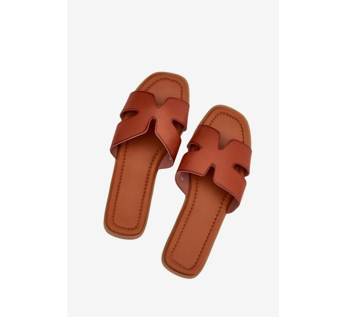 Klapki Damskie Płaskie Z Wycięciami Camel Salyra