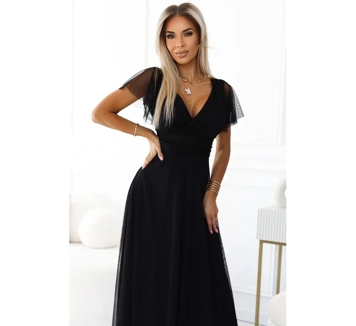 Černé dlouhé dámské šaty s výstřihem a krátkými rukávy model 20625782 - numoco basic Černé dlouhé dámské šaty s výstřihem a krátkými rukávy model 20625782 - numoco basic