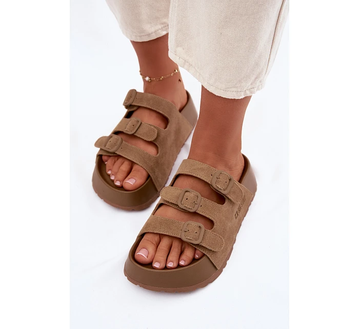 Dámské pantofle na masivní platformě s pásky Big Star TT274530 Camel