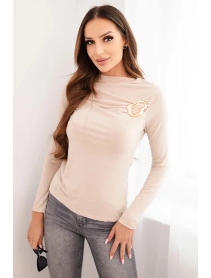 Dámska blúzka z viskózy s ozdobným zapínaním béžová