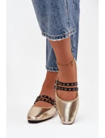 Dámské baleríny s zlatými pásky model 21744625 - Boto