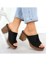 Dámske semišové žabky na ihličkách čierne Potocki 54309