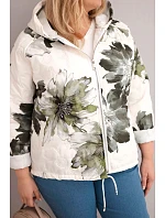 model 21959118 dámská bunda Plus Size s květinovým vzorem khaki - K-Fashion