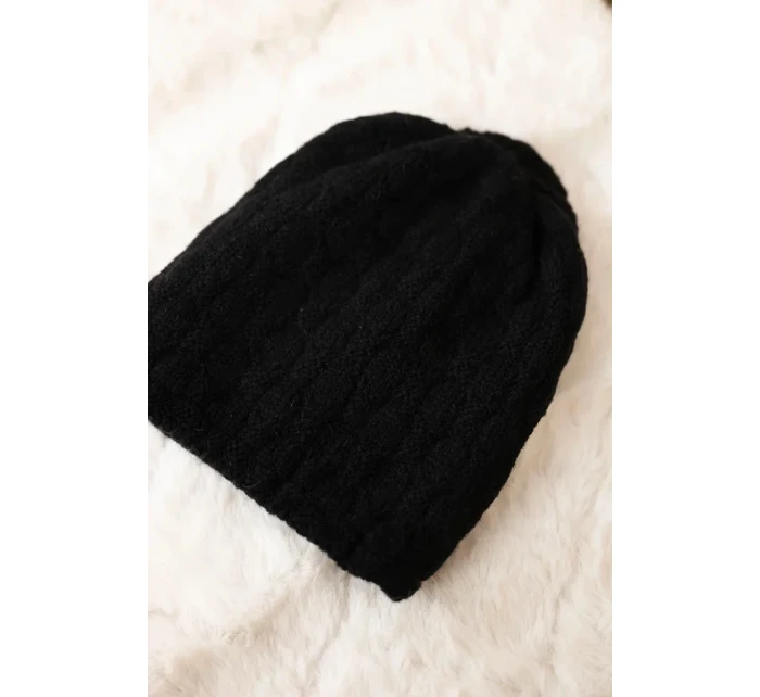 Čiapka Agata K222 čierna