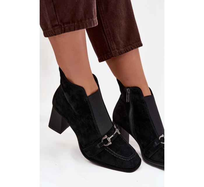 Botki Damskie Z Naturalnego Zamszu Na Słupku Artiker 57C0124 Czarne