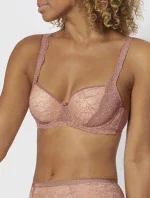 Podprsenka vystužená Amourette Charm WHP02 - Triumph