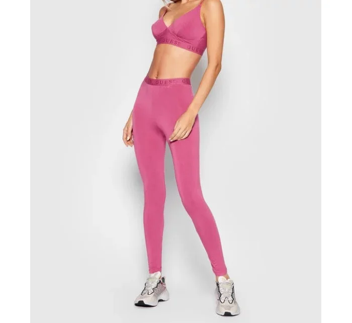 Dámska športová podprsenka O1BC20JR06U - G413 - Ružová - Guess Dámska športová podprsenka O1BC20JR06U - G413 - Ružová - Guess