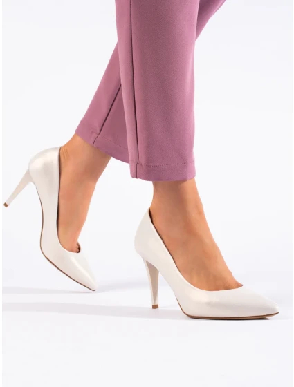 Praktické lodičky bílé dámské na širokém podpatku Praktické lodičky bílé dámské na širokém podpatku